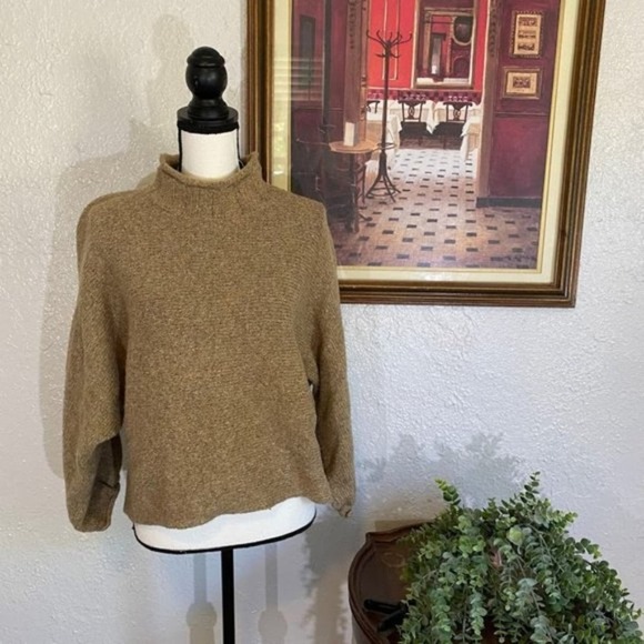 William Rast ~ Mock Turtleneck Tan Knit Sweater ~ Size Medium - Picture 2 of 7